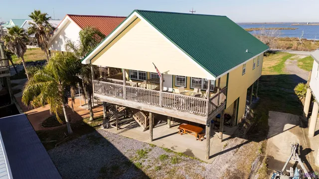 $550,000 | 6739 Highway 56, Chauvin, LA 70344