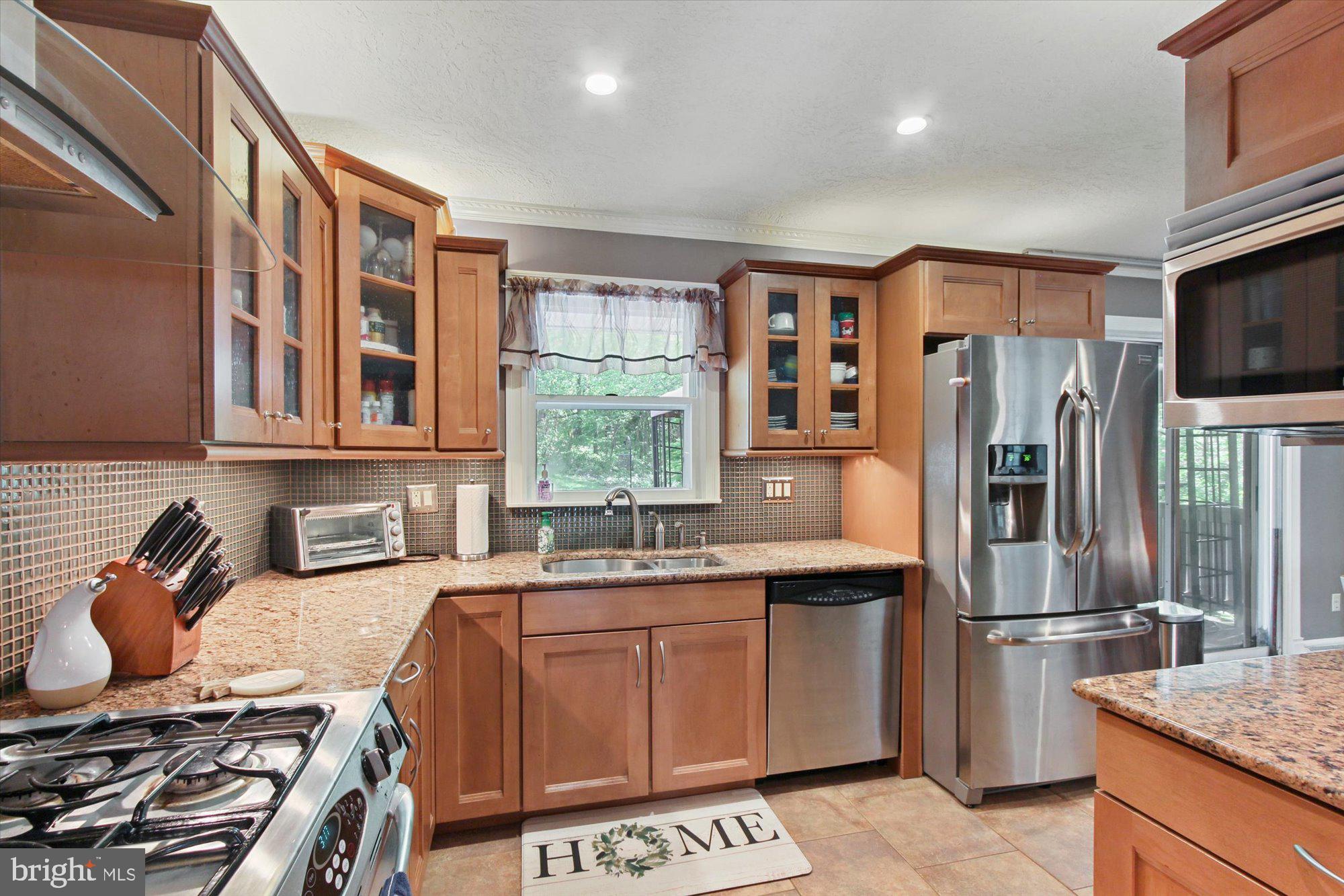 3410 Kingston Road York, PA 17402 - Photo 9 of 25 Gallery Image 9