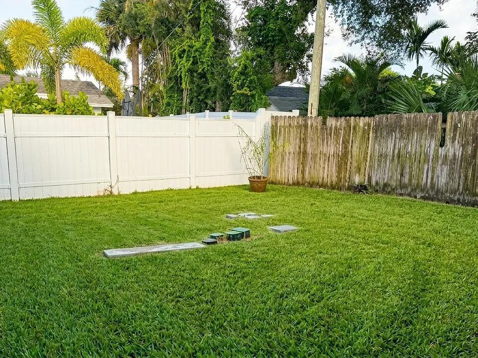 1511 Seabrook Road Jupiter, FL 33469 - Photo 13 of 15 13