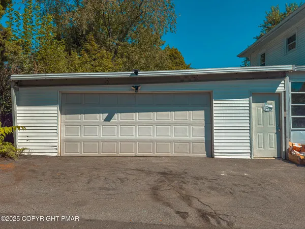 $259,500 | 1240 Main Street, Pittston, PA 18640