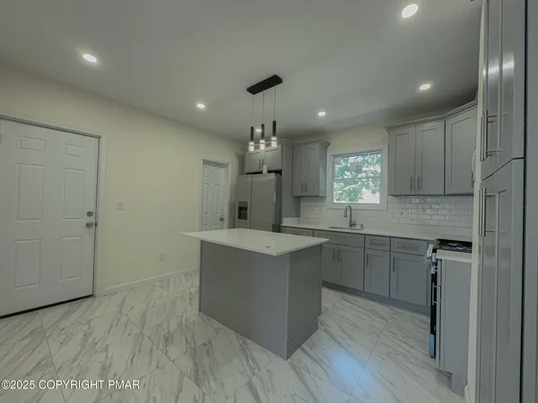 $259,500 | 1240 Main Street, Pittston, PA 18640