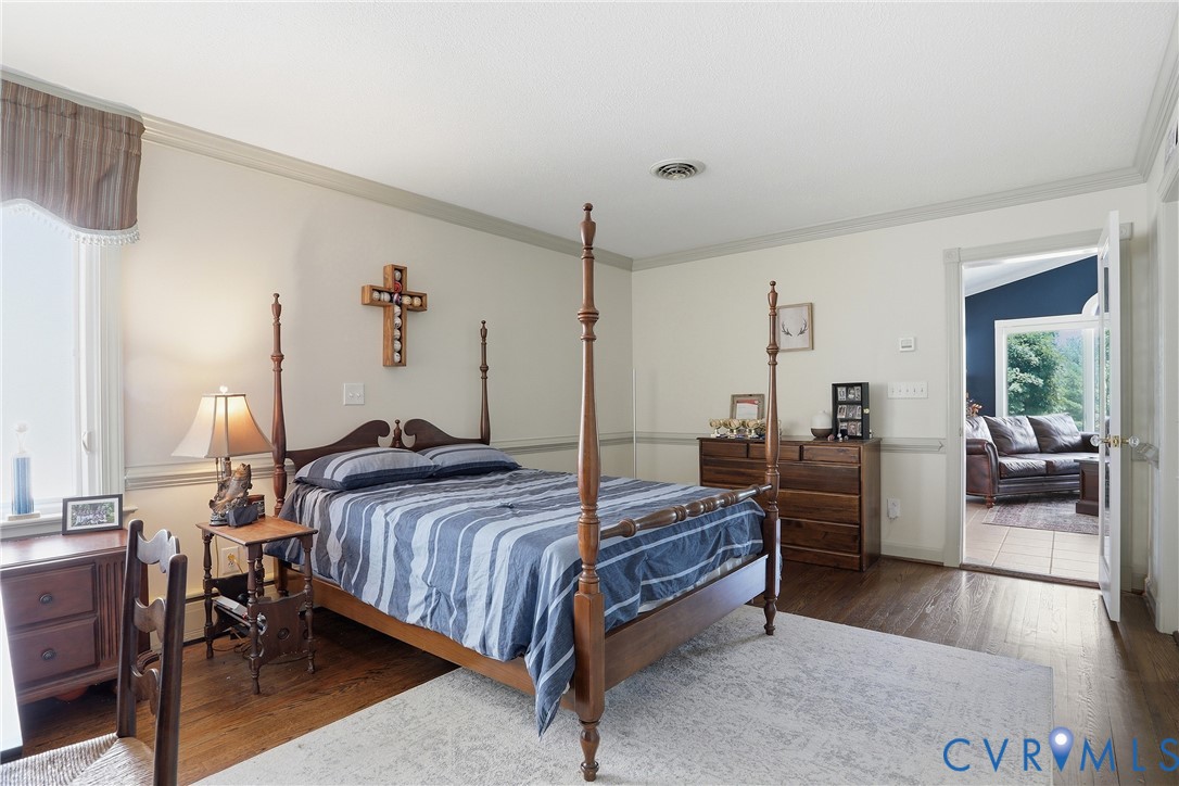 13300 West Patrick Henry Road Doswell, VA 23047 - Photo 33 of 69 Hardwood-style flooring extends across this room f