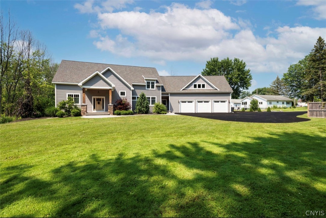 Welcome to 8861 Shellman Drive W
