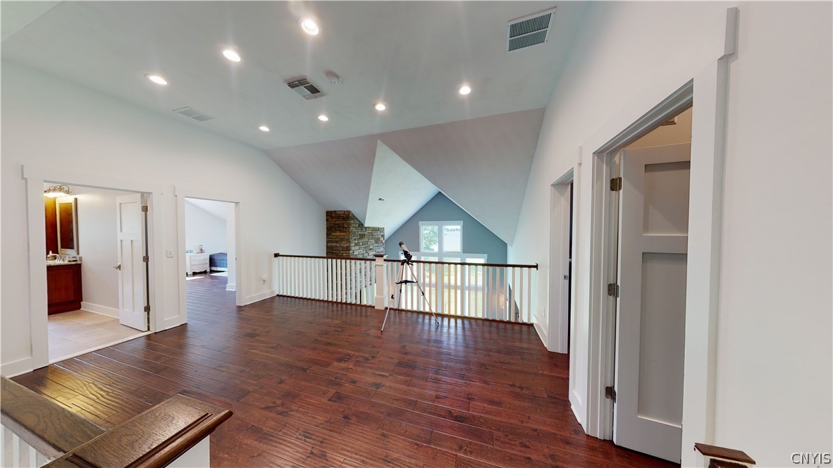 8861 Shellman Drive Cicero, NY 13039 - Photo 23 of 50 Upstairs sitting area between the three upstairs b