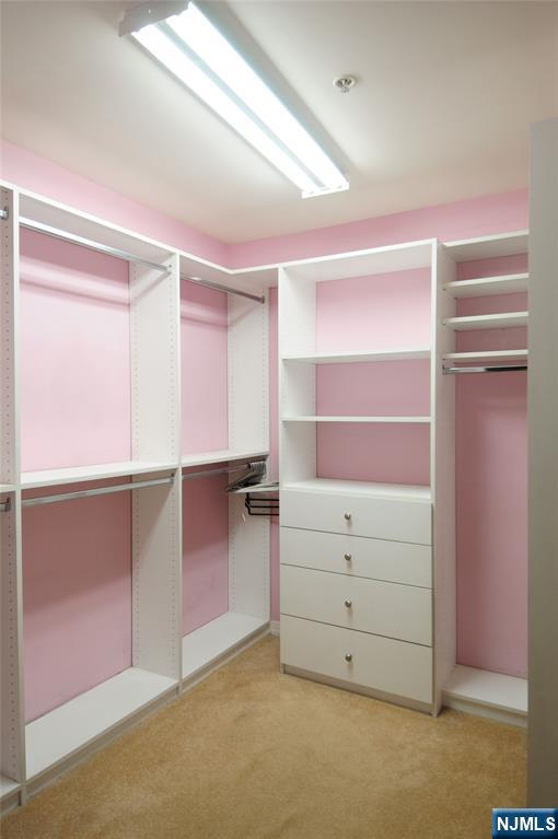 401 Dercole Court, Unit 332 Norwood, NJ 07648 - Photo 12 of 32