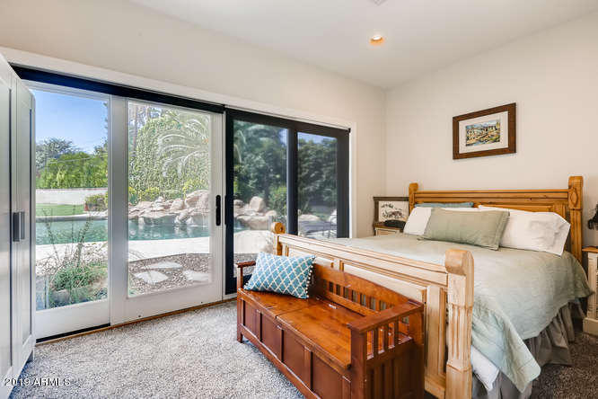 330 West Lawrence Road Phoenix, AZ 85013 - Photo 29 of 39 Guest quarters