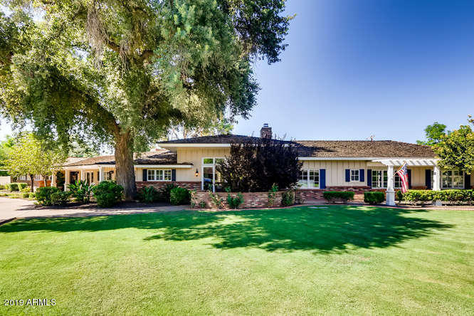 330 West Lawrence Road Phoenix, AZ 85013 - Photo 3 of 39 Beautiful curb appeal