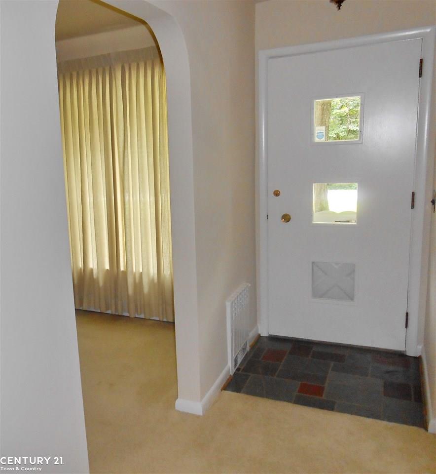 2926 Hillendale Drive Rochester Hills, MI 48309 - Photo 3 of 31