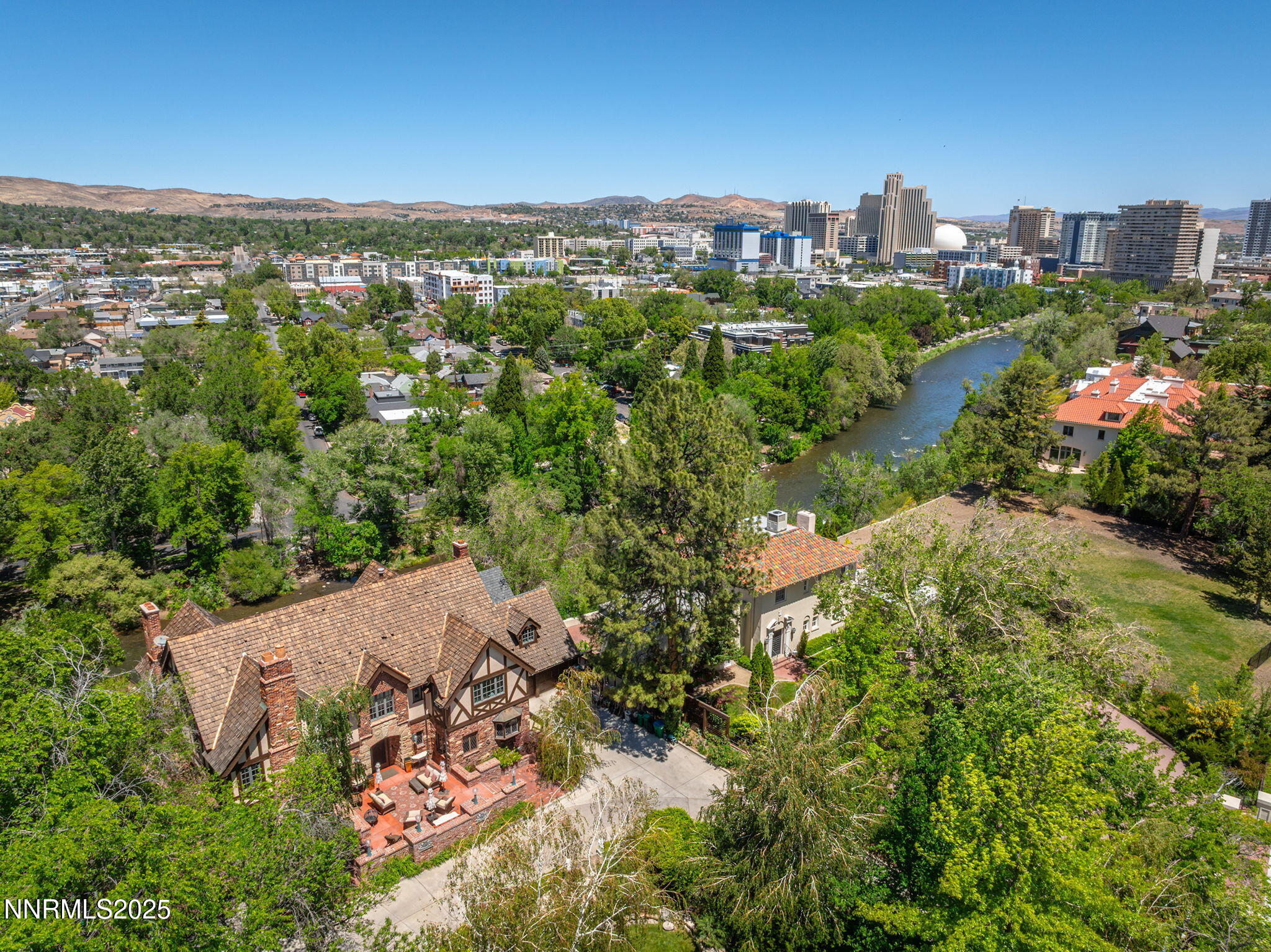 745 California Avenue Reno, NV 89509 - Photo 35 of 40 67-web-or-mls-DJI_0581