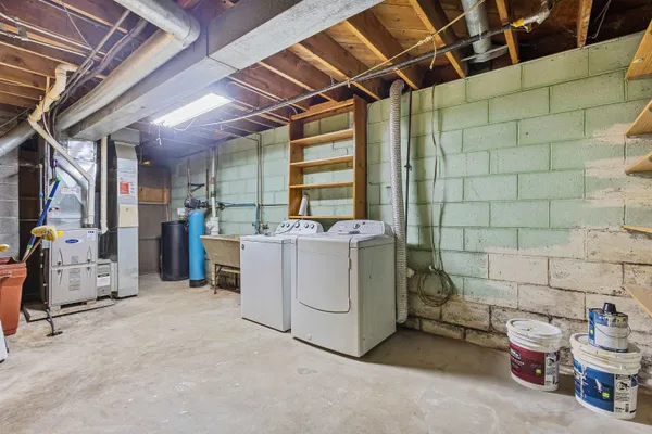 $463,000 | 15945 Smith Drive, Brookfield, WI 53005