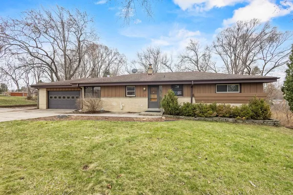 $463,000 | 15945 Smith Drive, Brookfield, WI 53005