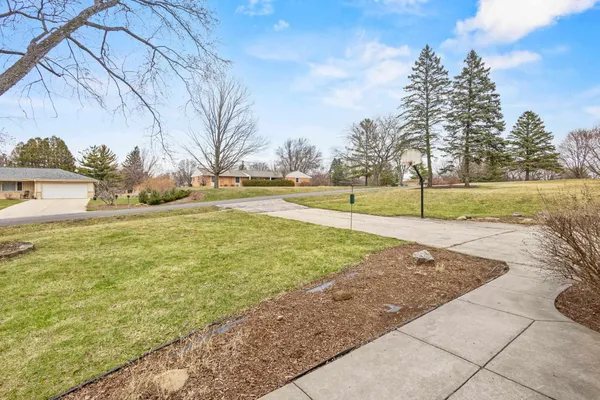 $463,000 | 15945 Smith Drive, Brookfield, WI 53005