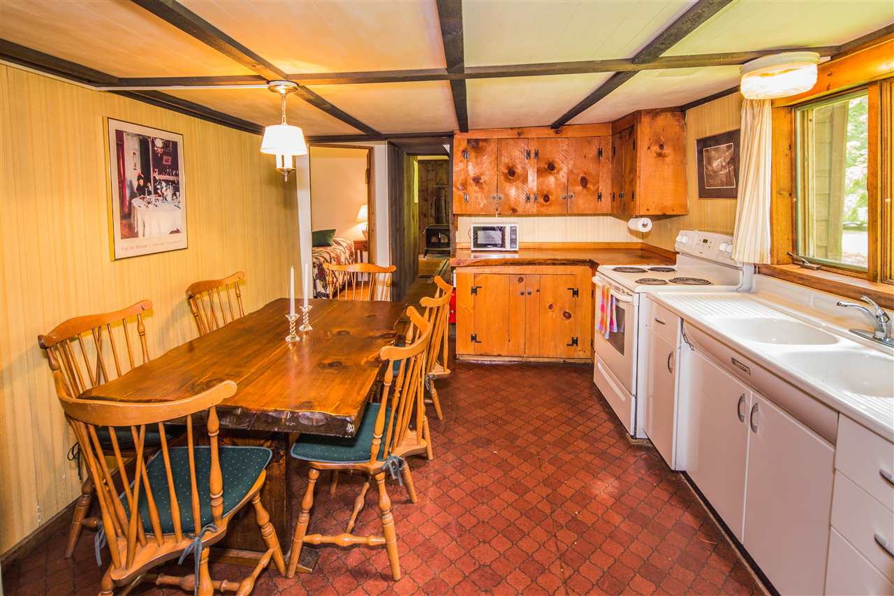 186 Laury Road Stockbridge, VT 05772 - Photo 5 of 16