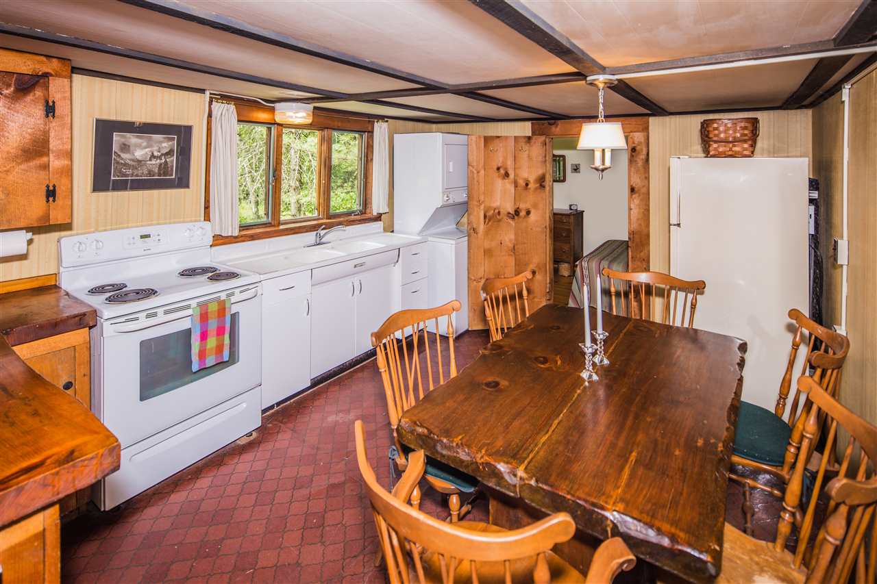 186 Laury Road Stockbridge, VT 05772 - Photo 6 of 16