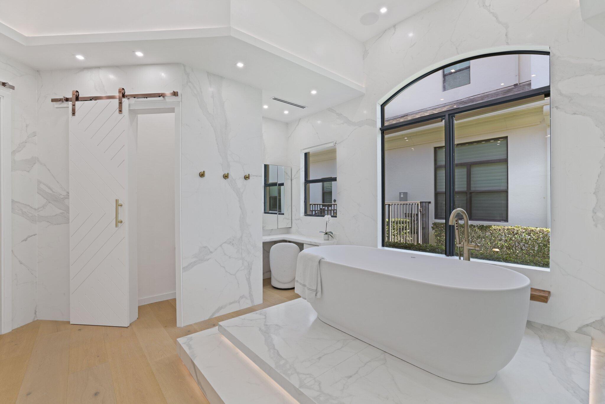 9599 Moritz Way Delray Beach, FL 33446 - Photo 36 of 75 primary bath