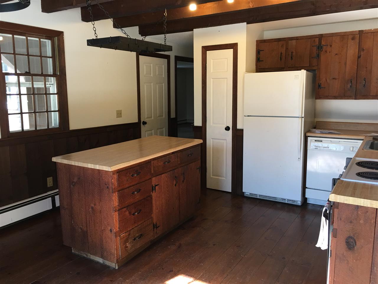 515 Willard Road Hartford, VT 05059 - Photo 3 of 20 Gallery Image 3