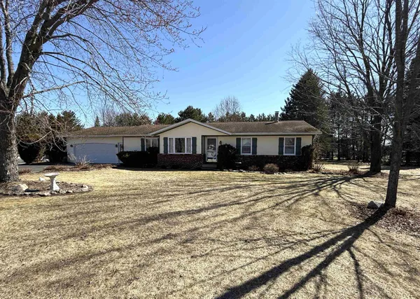 $299,900 | 6203 Dusk Street, Schofield, WI 54476