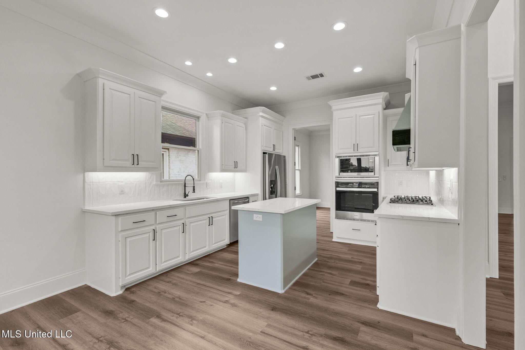 284 Caroline Boulevard Madison, MS 39110 - Photo 18 of 41 22-web-or-mls-284 Caroline-21