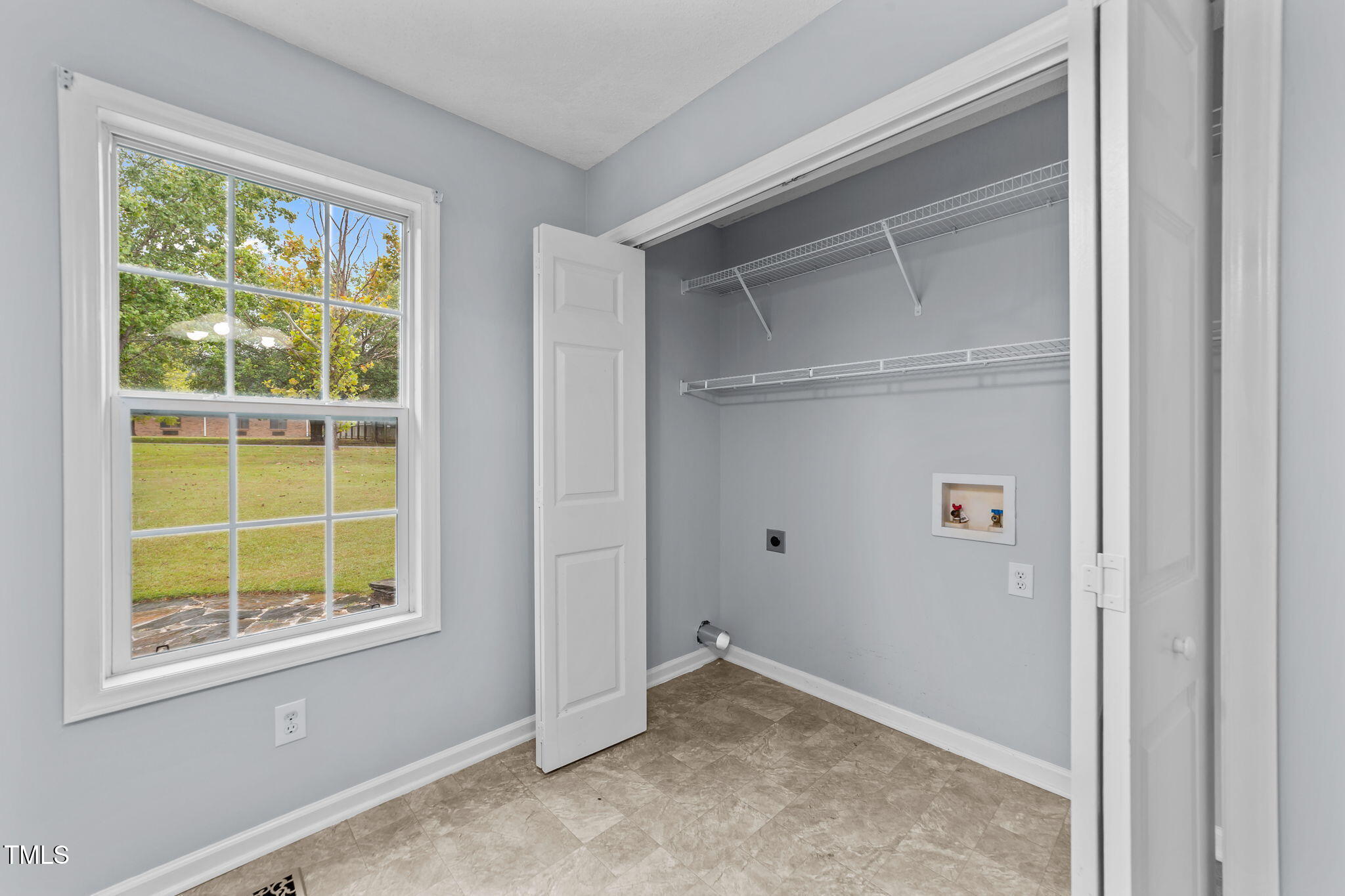 1029 Cove Circle Clayton, NC 27520 - Photo 8 of 22 29-web-or-mls-VB4A1876