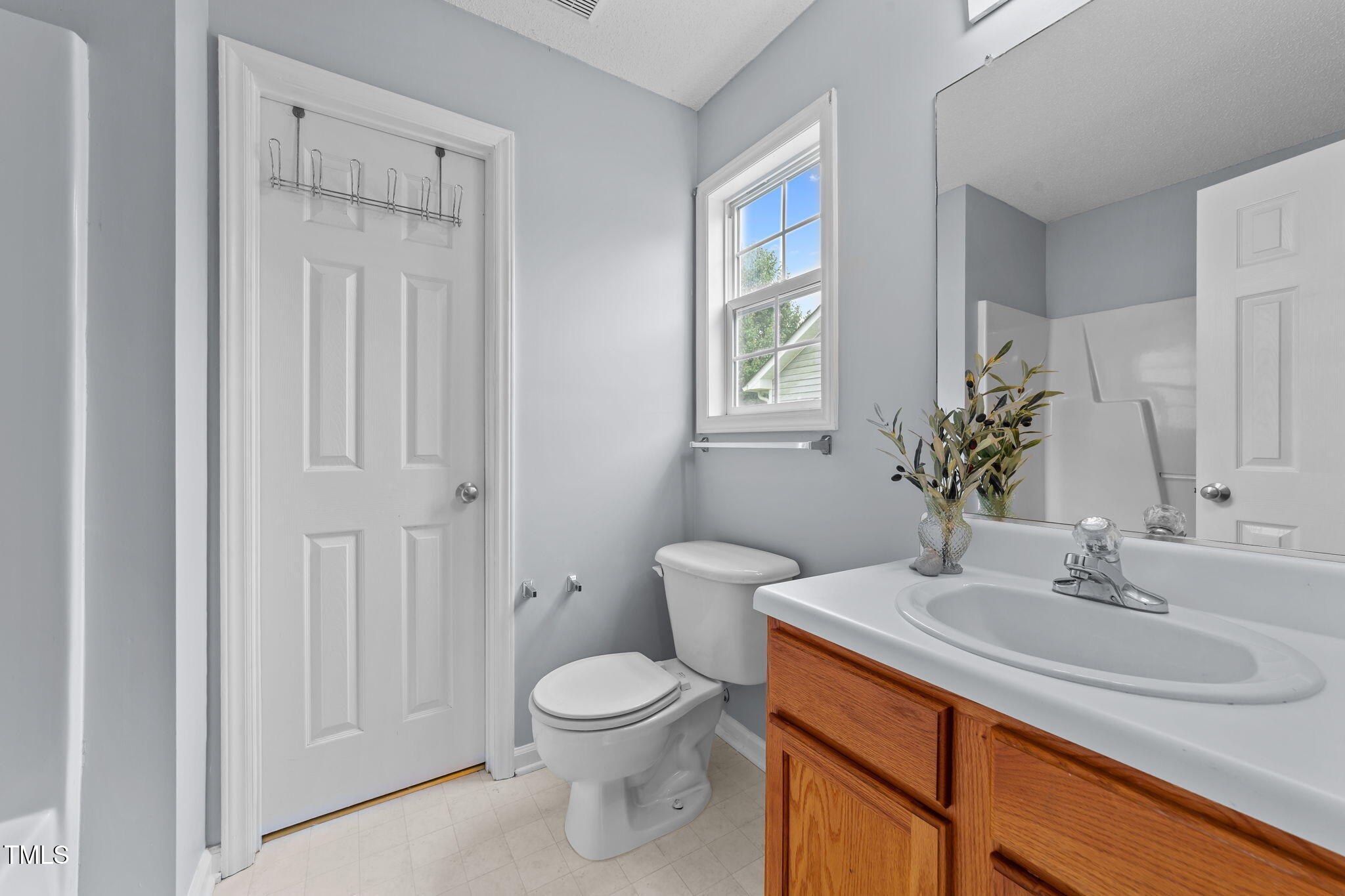 1029 Cove Circle Clayton, NC 27520 - Photo 10 of 22 33-web-or-mls-VB4A1888