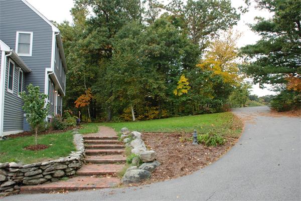 236 Old Littleton Road Harvard, MA 01451 - Photo 3 of 26