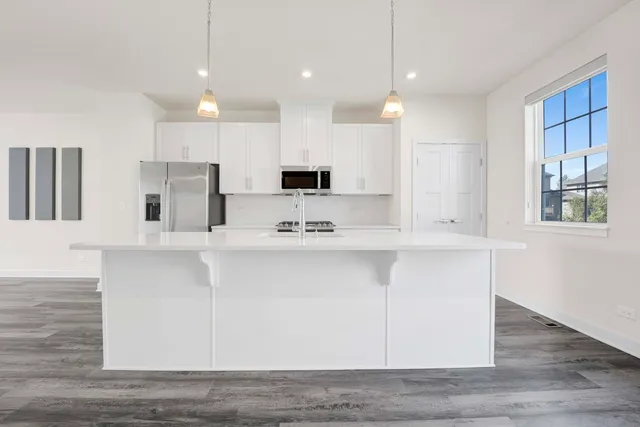 $349,900 | 10617 Owain Way, Orland Park, IL 60462