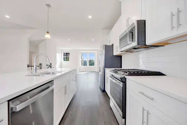 $349,900 | 10617 Owain Way, Orland Park, IL 60462