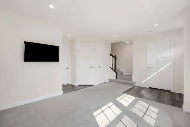 $349,900 | 10617 Owain Way, Orland Park, IL 60462