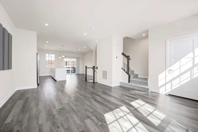 $349,900 | 10617 Owain Way, Orland Park, IL 60462