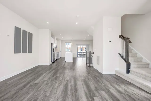 $349,900 | 10617 Owain Way, Orland Park, IL 60462