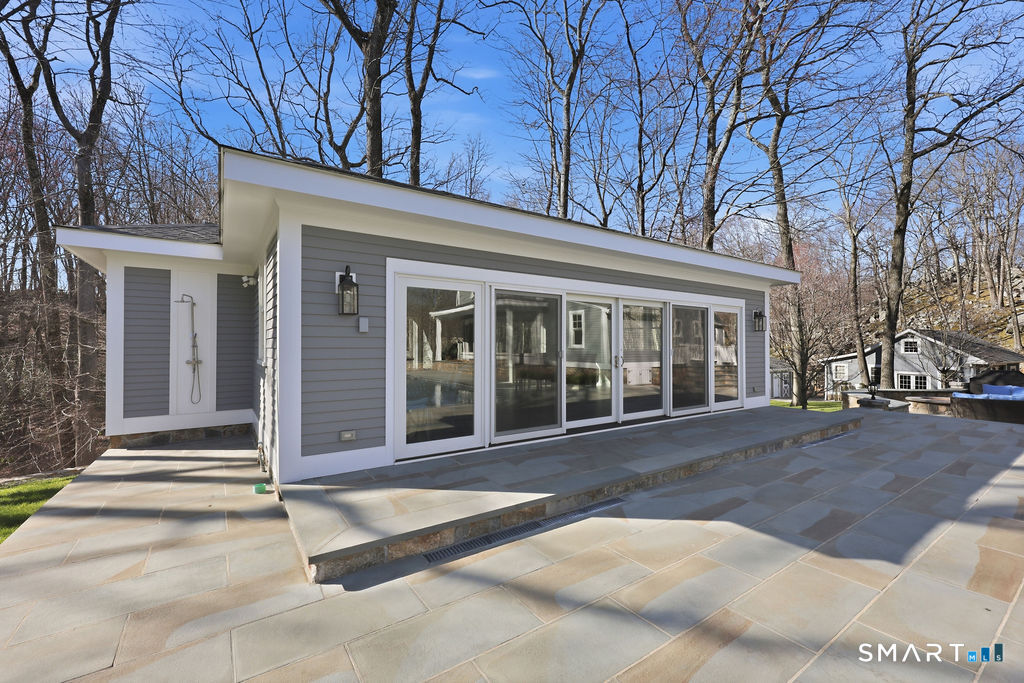 21 Split Rock Road Newtown, CT 06470 - Photo 26 of 40 front view of a house