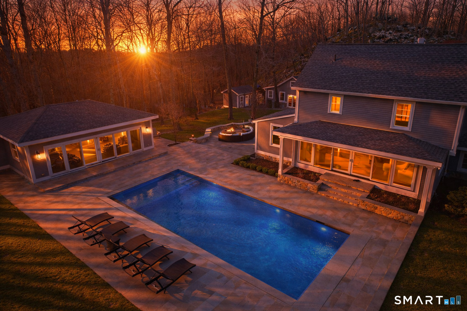 21 Split Rock Road Newtown, CT 06470 - Photo 3 of 40