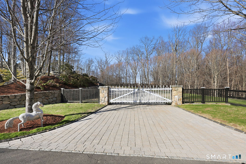 21 Split Rock Road Newtown, CT 06470 - Photo 31 of 40