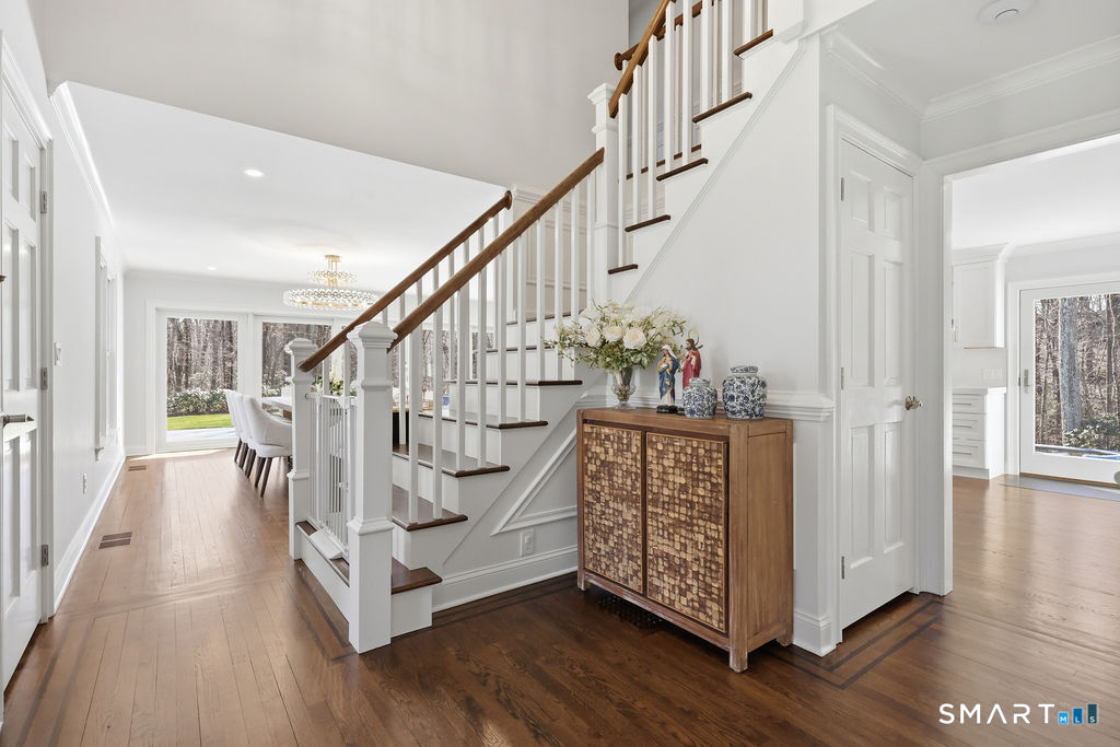 21 Split Rock Road Newtown, CT 06470 - Photo 5 of 40