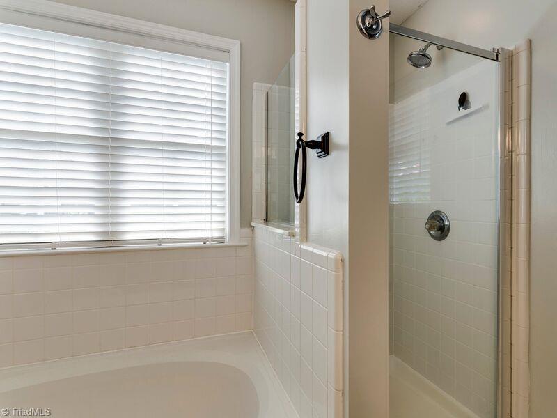 3628 Shadow Ridge Drive High Point, NC 27265 - Photo 15 of 24 Gallery Image 15