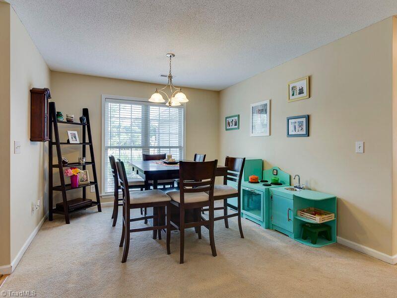 3628 Shadow Ridge Drive High Point, NC 27265 - Photo 10 of 24 Gallery Image 10