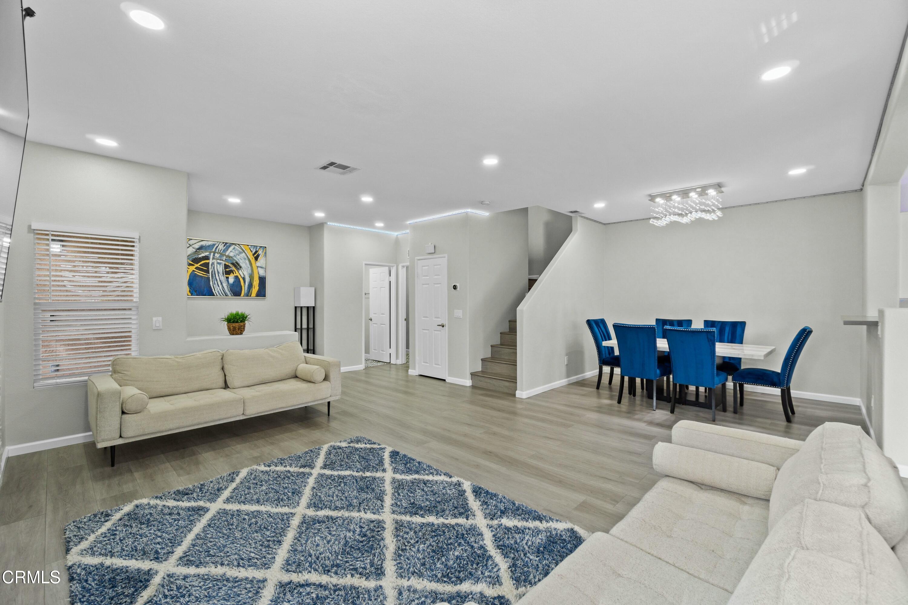 621 Sumner Way, Unit 2 Oceanside, CA 92058 - Photo 3 of 33 tempImageb8iCBG