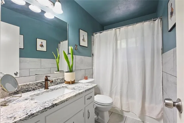 $260,000 | 7617 Holmes Road, Kansas City, MO 64131