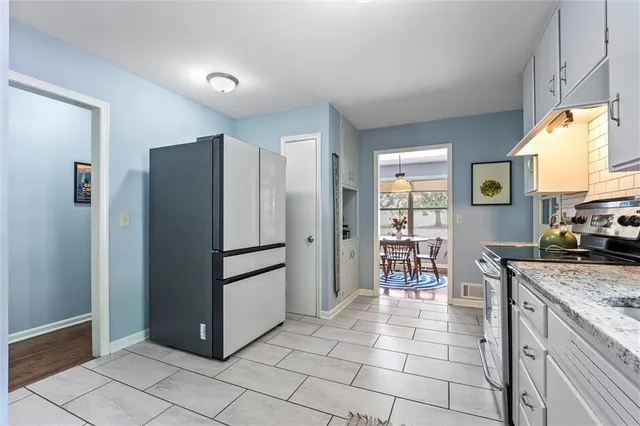 $260,000 | 7617 Holmes Road, Kansas City, MO 64131