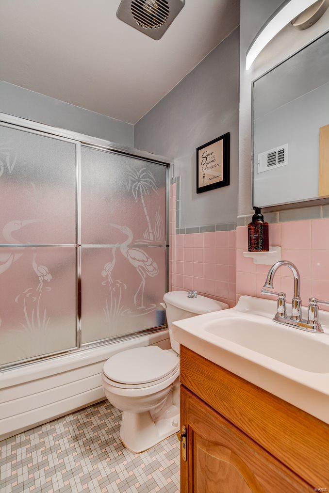 814 Teson Road Hazelwood, MO 63042 - Photo 12 of 16 Gallery Image 12