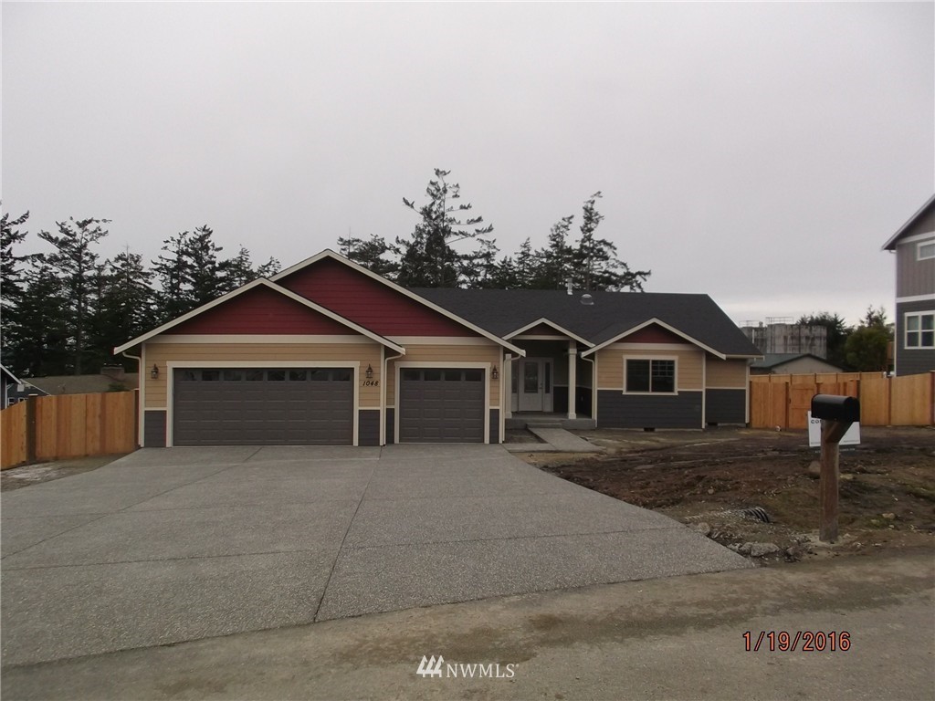 1048 Lyle Ridge Circle Oak Harbor, WA 98277 - Photo 1 of 19 Gallery Image 1