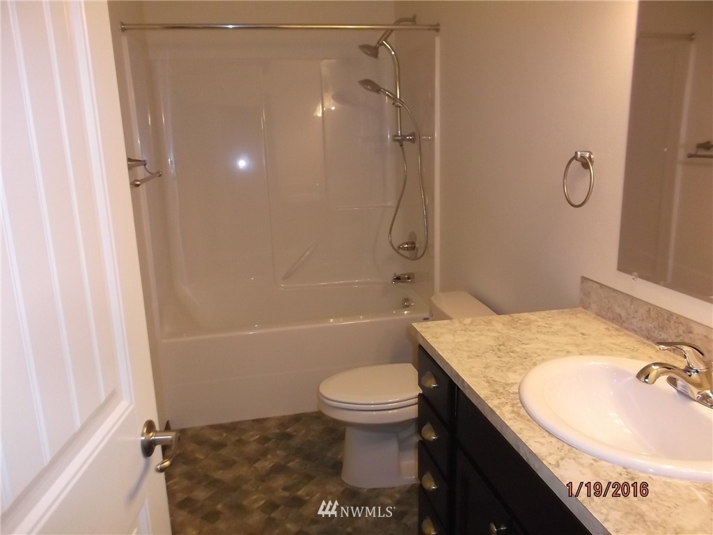 1048 Lyle Ridge Circle Oak Harbor, WA 98277 - Photo 18 of 19 Gallery Image 18