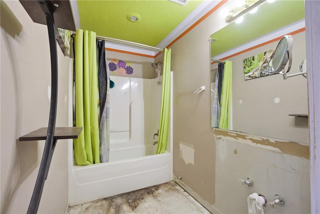 7621 Bannister Road Kansas City, MO 64134 - Photo 19 of 23