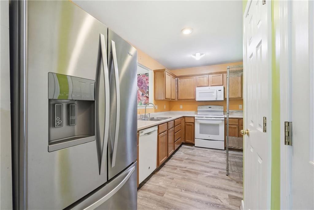 7621 Bannister Road Kansas City, MO 64134 - Photo 10 of 23