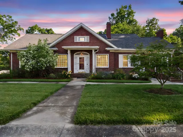 $379,900 | 729 Montgomery Avenue, Albemarle, NC 28001