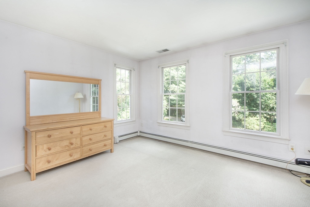 185 Booth Hill Road Scituate, MA 02066 - Photo 22 of 38