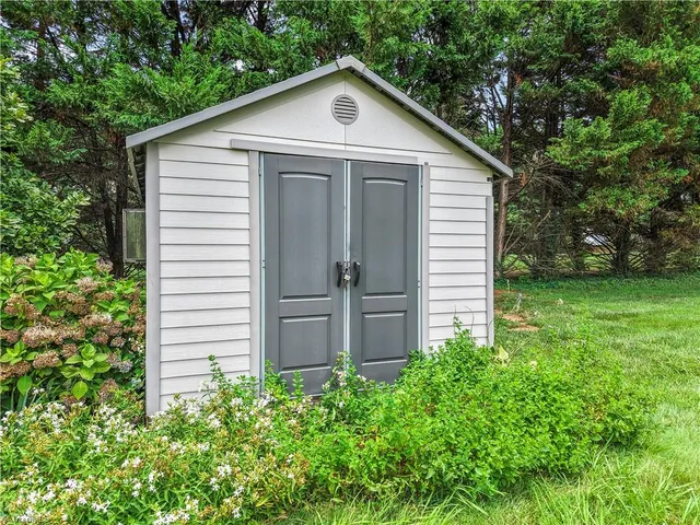 $419,900 | 127 Arbor Hill Avenue, Mocksville, NC 27028