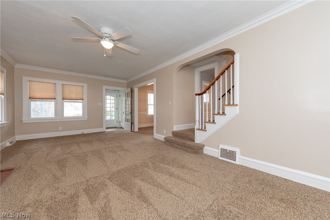 1151 Erieview Road Cleveland Heights, OH 44121 - Photo 4 of 29