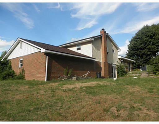 36 Maple Drive Spring Church, PA 15686 - Photo 16 of 17 Exterior Back.