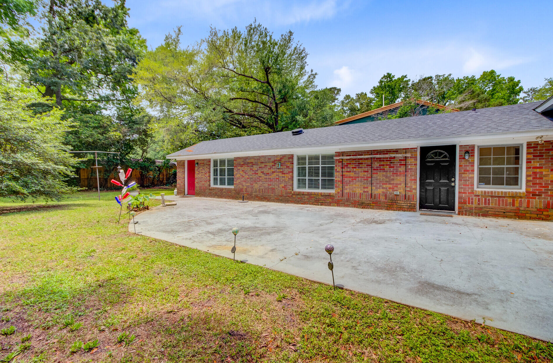 106 Newington Road Summerville, SC 29485 - Photo 31 of 35 44_44_mls